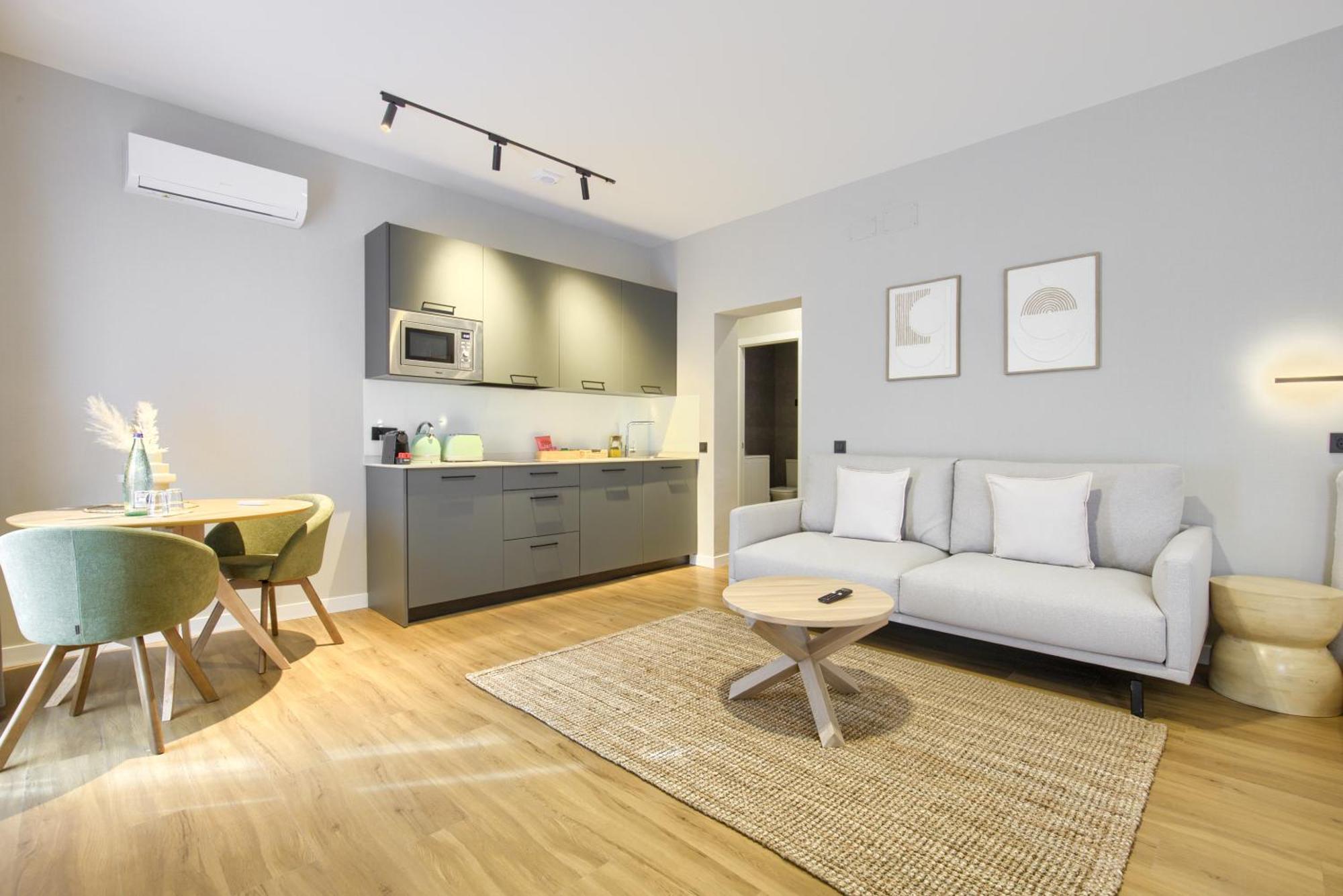 Dobo Madrid Justicia Apartment Luaran gambar