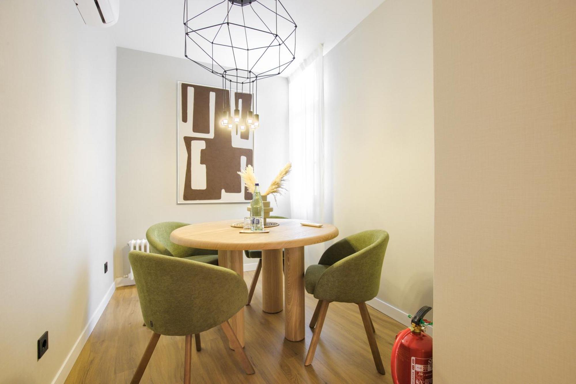 Dobo Madrid Justicia Apartment Bilik gambar
